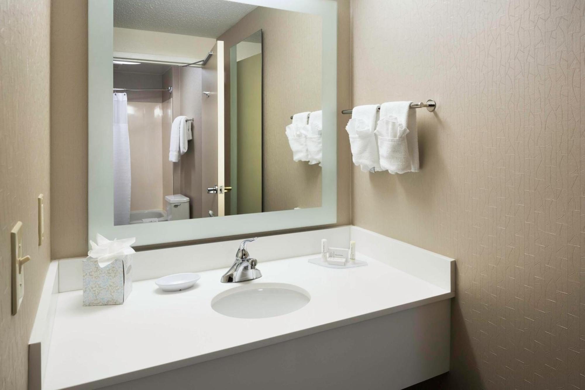 Springhill Suites Milford Kültér fotó